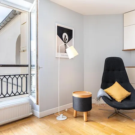 Appartamento Guestready - Vibrant&retro At République *